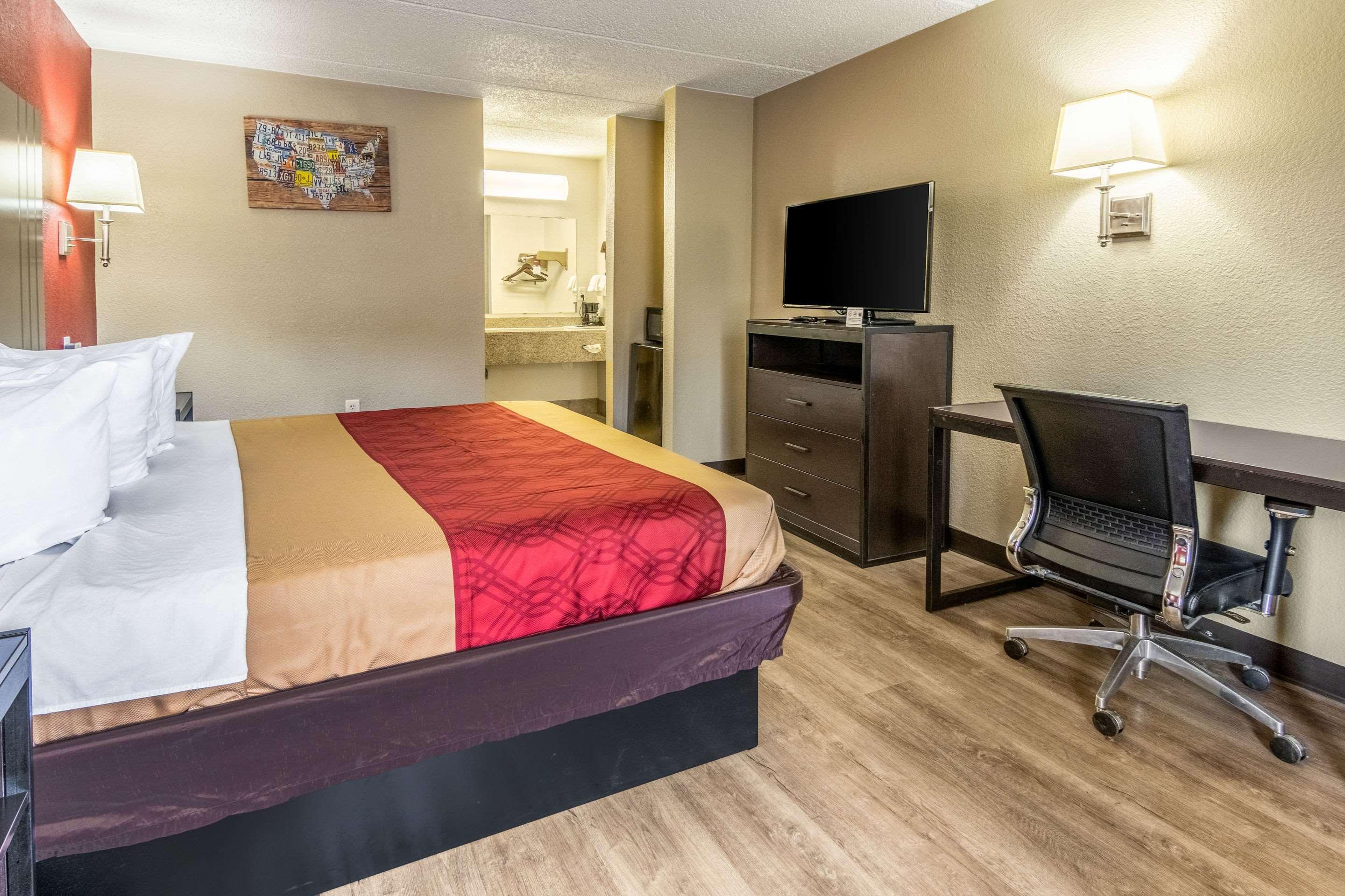 Red Roof Inn Atlanta Airport Ne Conley Zewnętrze zdjęcie
